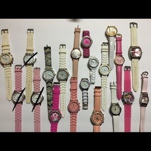 Lot of 18 Watches!!